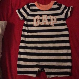 6-12 Gap romper